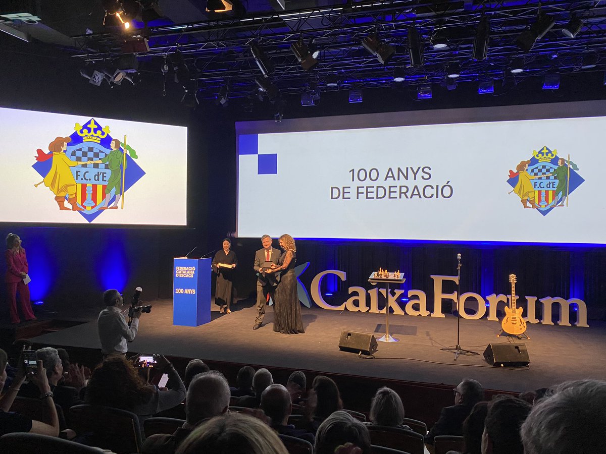 Ferran Torta Navarro tweet media