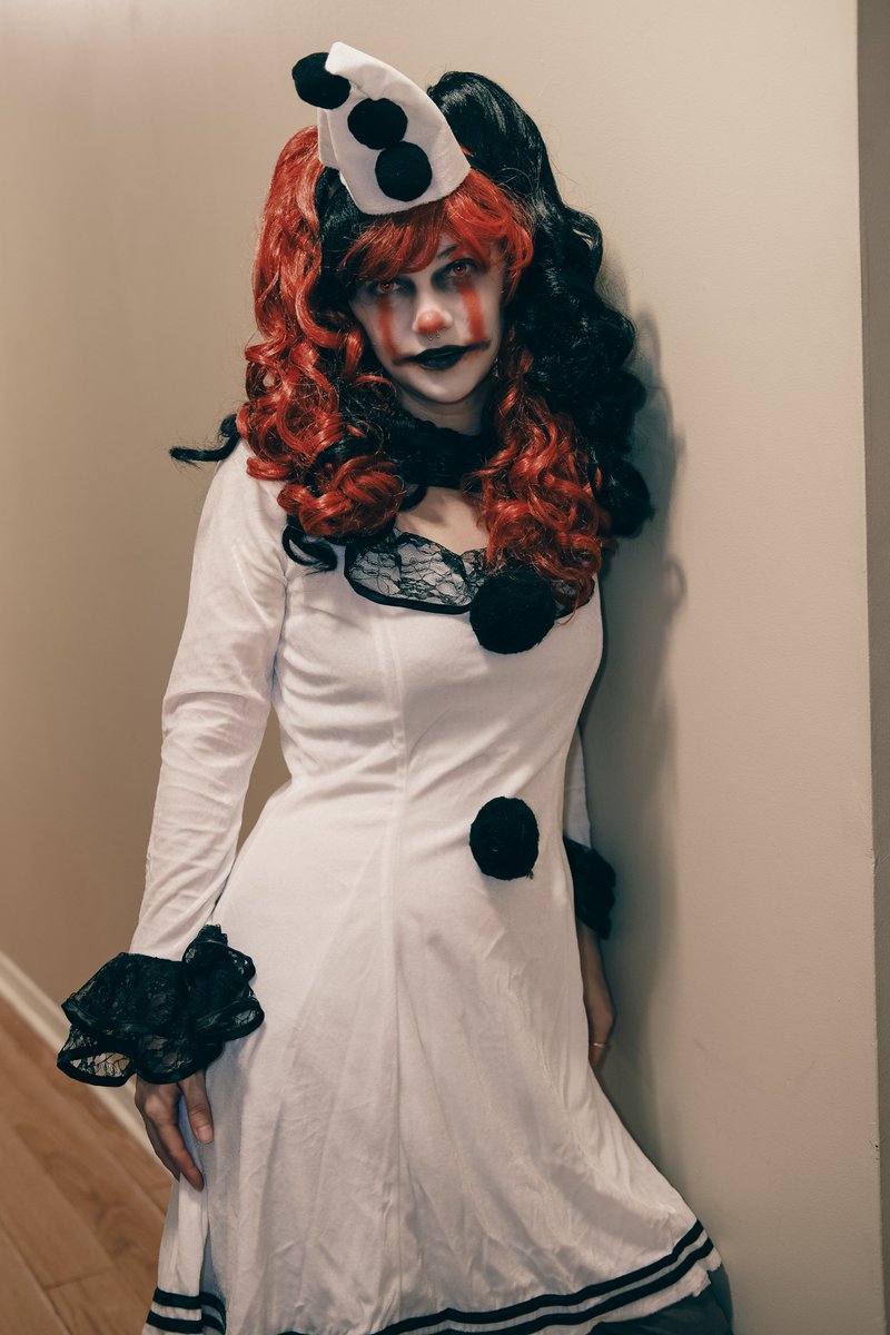 AesmaTV's tweet image. live now on @SOOP_EN  with more  #horrorgames   variety day

continuing more of  #movinghouses

sooplive.com/aesmatv

so come hang out and smack those follows