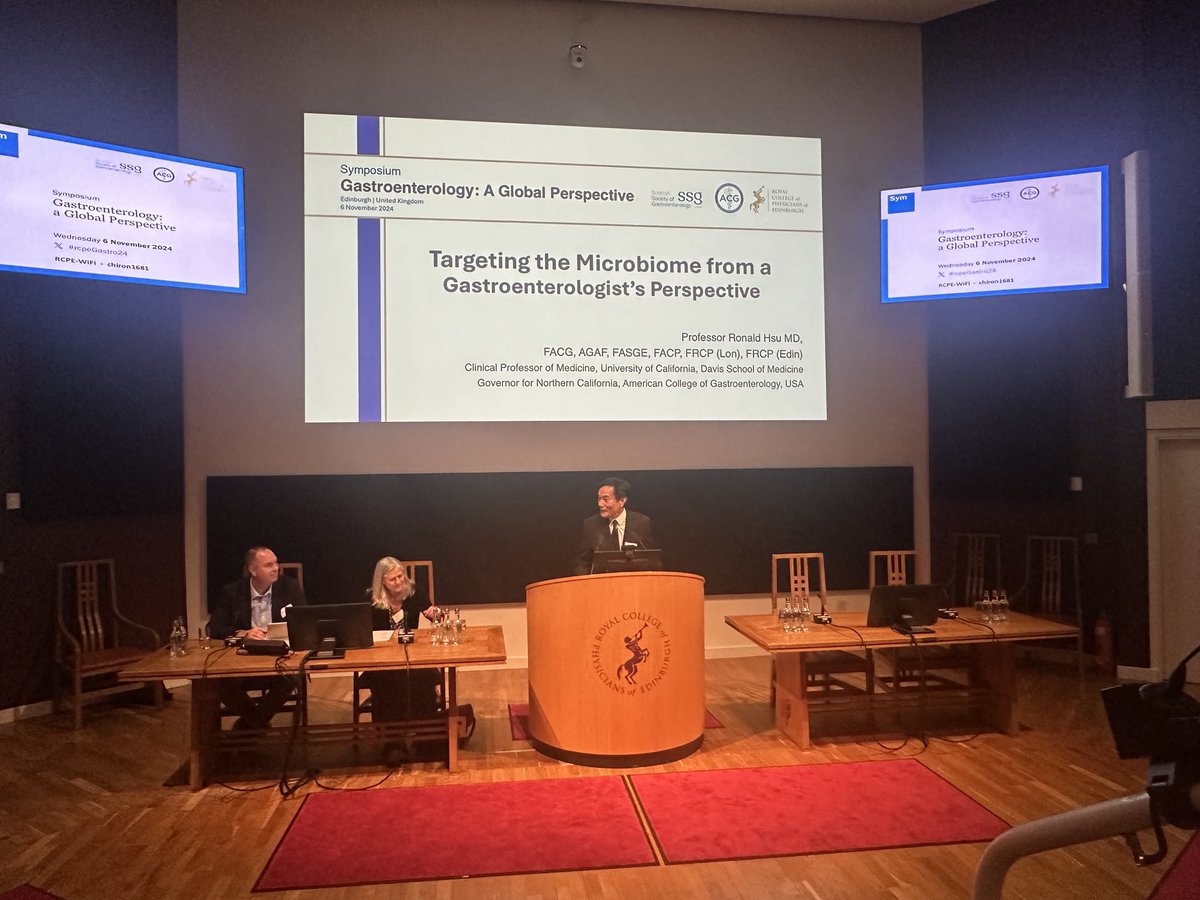 PaulYKwo's tweet image. Prof Ron Hsu takes us through current and future strategies to target the gut microbiome to optimize GI health at RCPE/ACG/SSG symposium. @RCPEdin @AmCollegeGastro @rkhsusa @AasmaShaukatMD