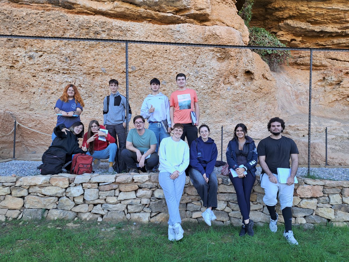 Grau D'Arqueologia de la UB tweet media