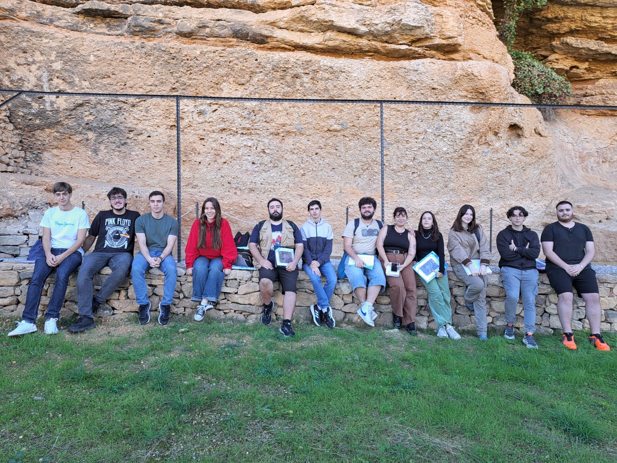 Grau D'Arqueologia de la UB tweet media