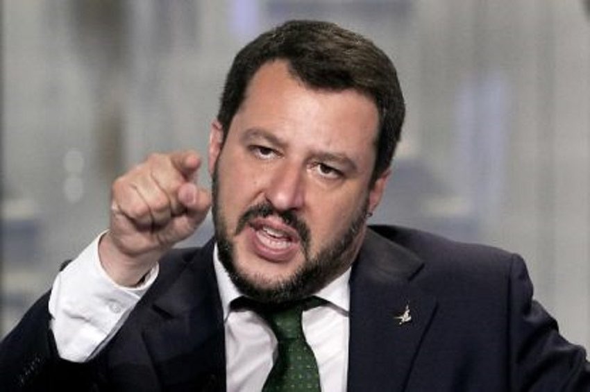 Marco_dreams's tweet photo. Torvajonica.
Un 21enne italiano ha accoltellato e derubato un rider di origine polacca che gli aveva consegnato una pizza.
Salvini… basta fare tweet su questa notizia, non se ne può più, abbiamo capito! https://t.co/G869vWwmUe