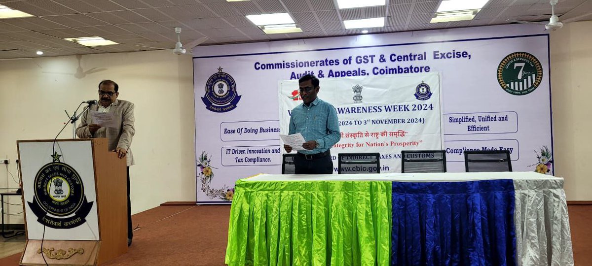 gst_audit's tweet photo. Vigilance Awareness Week 2024 was observed at the Audit Commissionerate Coimbatore, with Various activities held from October 28, 2024, to November 4, 2024. https://t.co/llQLvtJ4wo