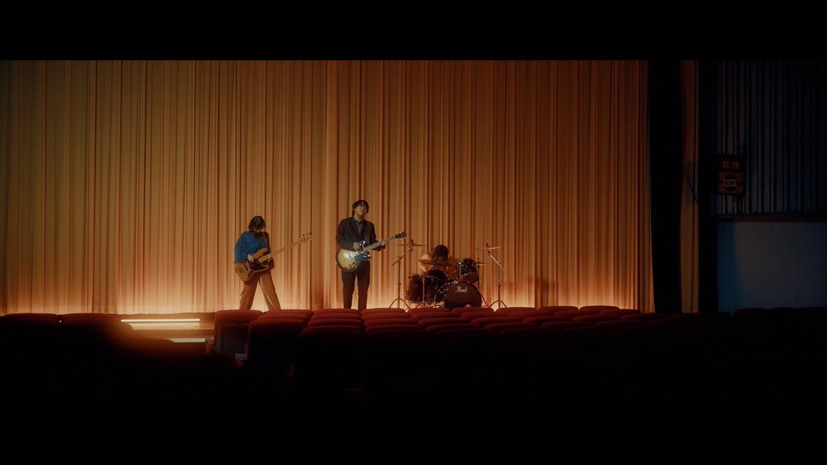 Cauch_tokyo's tweet photo. >Works 

berry meet 「エキストラ」Music Video

https://t.co/T6Rii25iOp

Cast : Marin Makino

Director / Cinematographer : Daigo Ando
Director Assistant : Yuto Yanagisawa

Lighting Director : Takahide Sakai
Lighting Assistant : Yukinao Abe
Driver : Masaomi Miura

Stylist (Artist) : Yuka Moriyama 
Hair&Make-up (Artist) : Nico Kazama
Stylist (Cast) : Shinya Watanabe
Hair&Make-up (Cast) : Mika Ohashi

Colorist : Yuta Yamada 

Production Assistant : Yu Fujii
Production Assistant : Kohei Kurihara
Production Assistant : Yugo Suzuki
Production Assistant : Masa Kitamura
Production Assistant : Ayaka Ito
Producer : Mitsuaki Matsunaga
Production : Cauch inc.