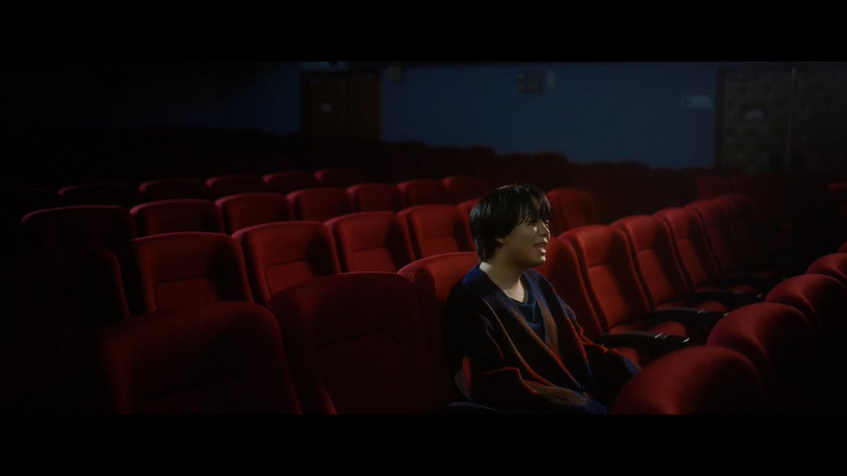 Cauch_tokyo's tweet photo. >Works 

berry meet 「エキストラ」Music Video

https://t.co/T6Rii25iOp

Cast : Marin Makino

Director / Cinematographer : Daigo Ando
Director Assistant : Yuto Yanagisawa

Lighting Director : Takahide Sakai
Lighting Assistant : Yukinao Abe
Driver : Masaomi Miura

Stylist (Artist) : Yuka Moriyama 
Hair&Make-up (Artist) : Nico Kazama
Stylist (Cast) : Shinya Watanabe
Hair&Make-up (Cast) : Mika Ohashi

Colorist : Yuta Yamada 

Production Assistant : Yu Fujii
Production Assistant : Kohei Kurihara
Production Assistant : Yugo Suzuki
Production Assistant : Masa Kitamura
Production Assistant : Ayaka Ito
Producer : Mitsuaki Matsunaga
Production : Cauch inc.