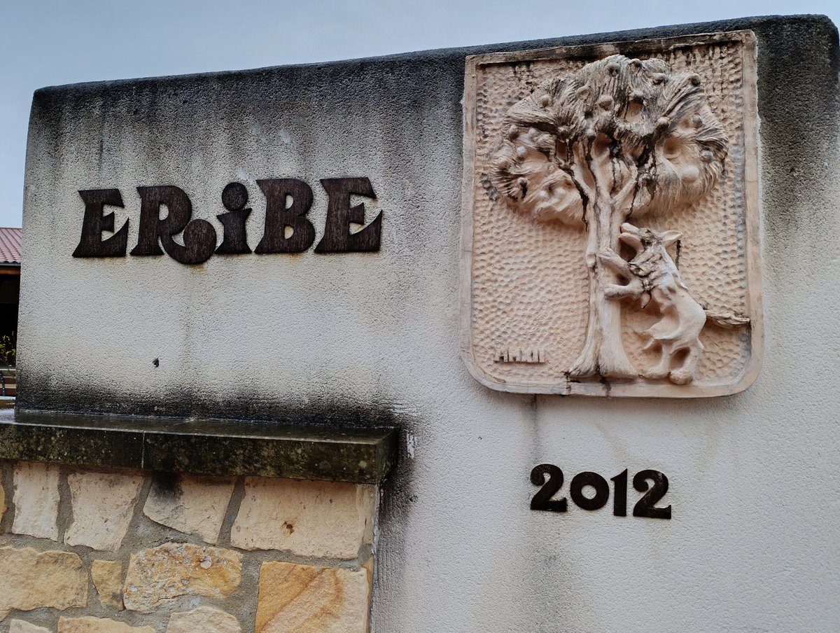 erikrsalazar's tweet photo. #Eribe, #Araba. 🏡 https://t.co/kwe45HaSgC