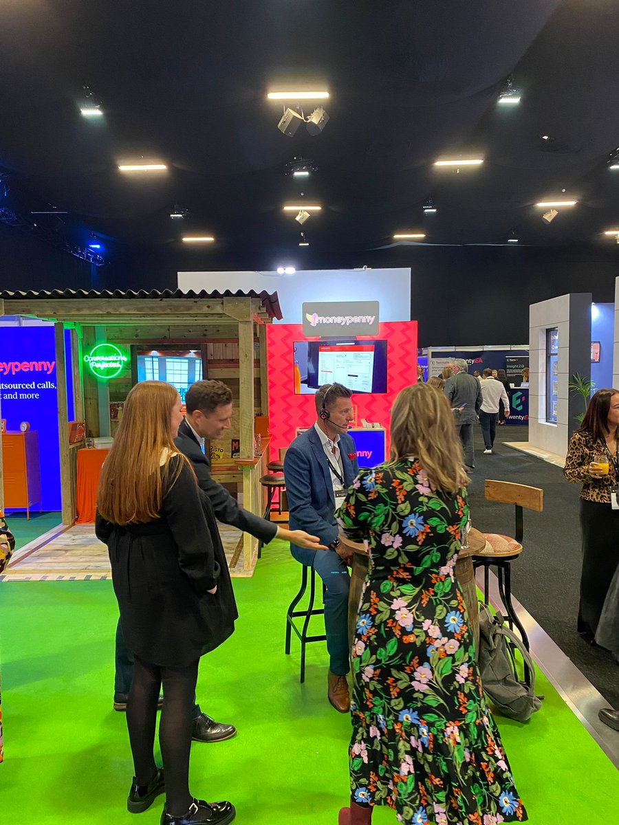 Moneypenny's tweet photo. Catch ups &amp; celebrations with brilliant clients &amp; property friends ✅ 
Industry news, advice &amp; inspirational stories from great speakers ✅ 
Huge enthusiasm for our developing hashtag#AI Receptionist product ✅ 

Another brilliant @EAMasters_ - bring on 2025!

#estateagents #demo https://t.co/arqksVgujM