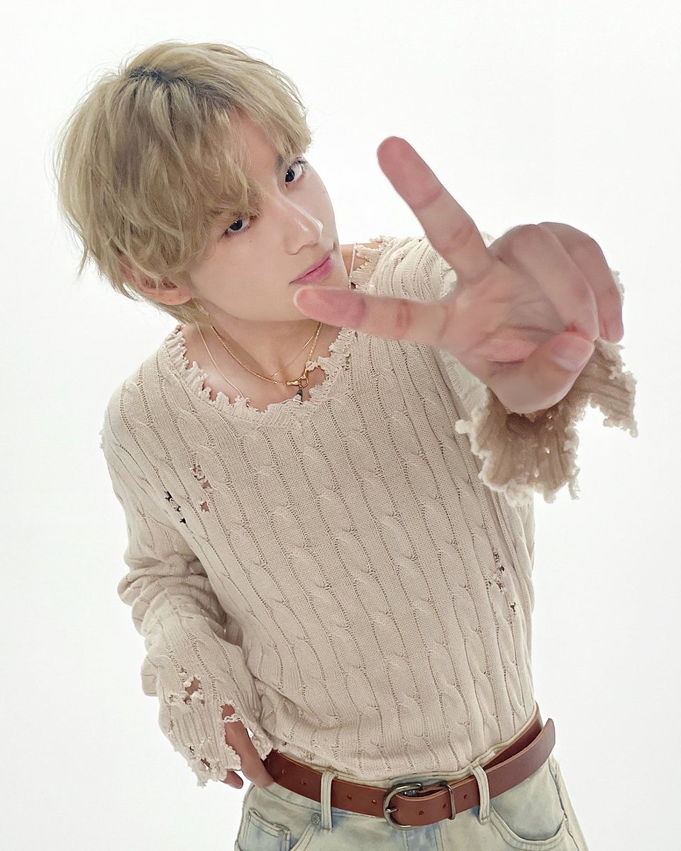 Remember only 1 vote per one X account is counted. Use your backups to vote more than once for TAEHYUNG‼️

— RT or Reply with:

I vote for #v at #2024MAMAVOTE
