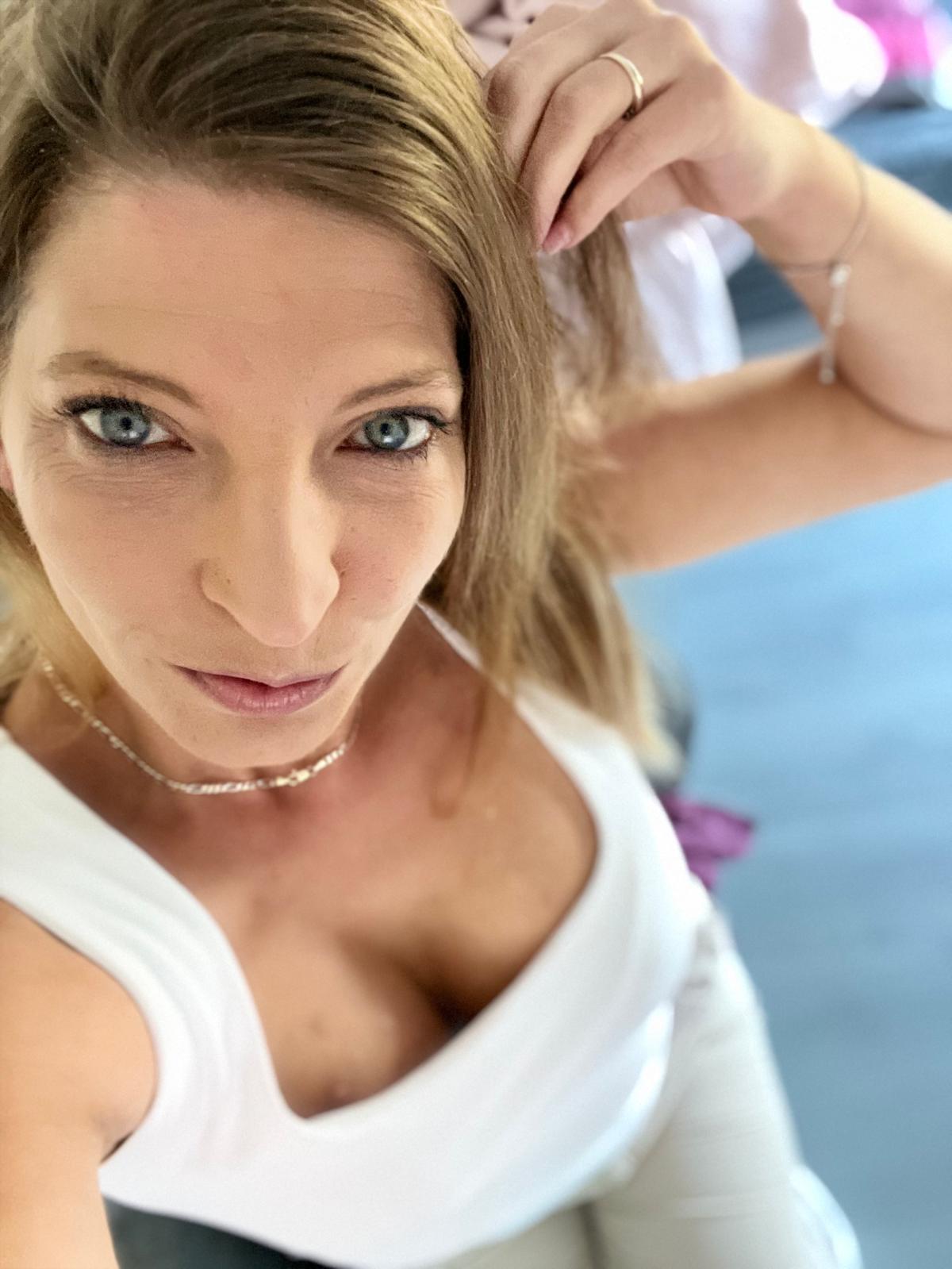 Happy Bergfest 🥳 Ich kann das Wochenende schon sehen :-) https://t.co/Uj2U9xBe63
