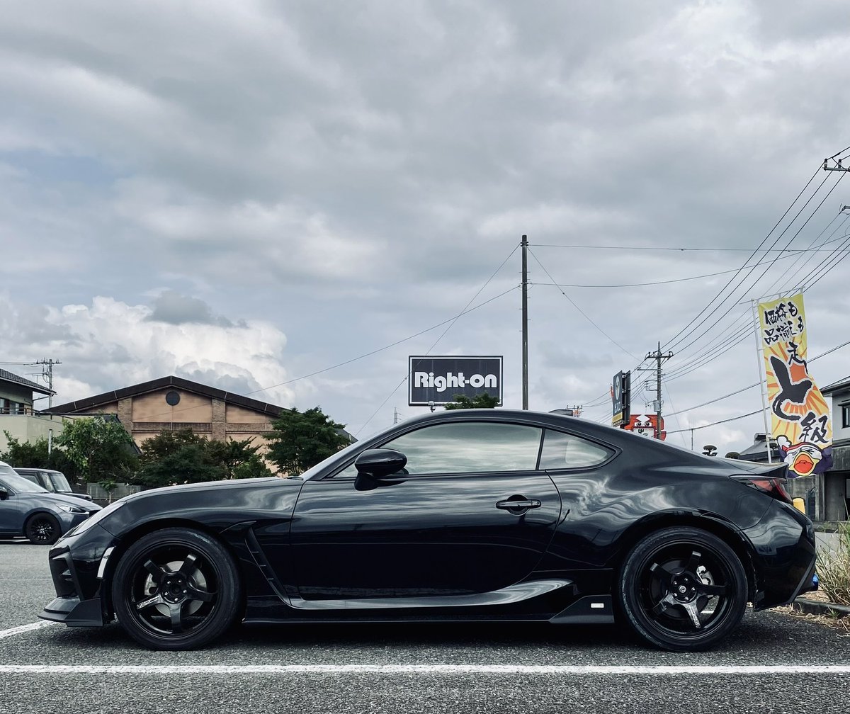 ryuito0611's tweet photo. 2024/11/6 納車して2年目🎉 https://t.co/Wggb5ohwOj