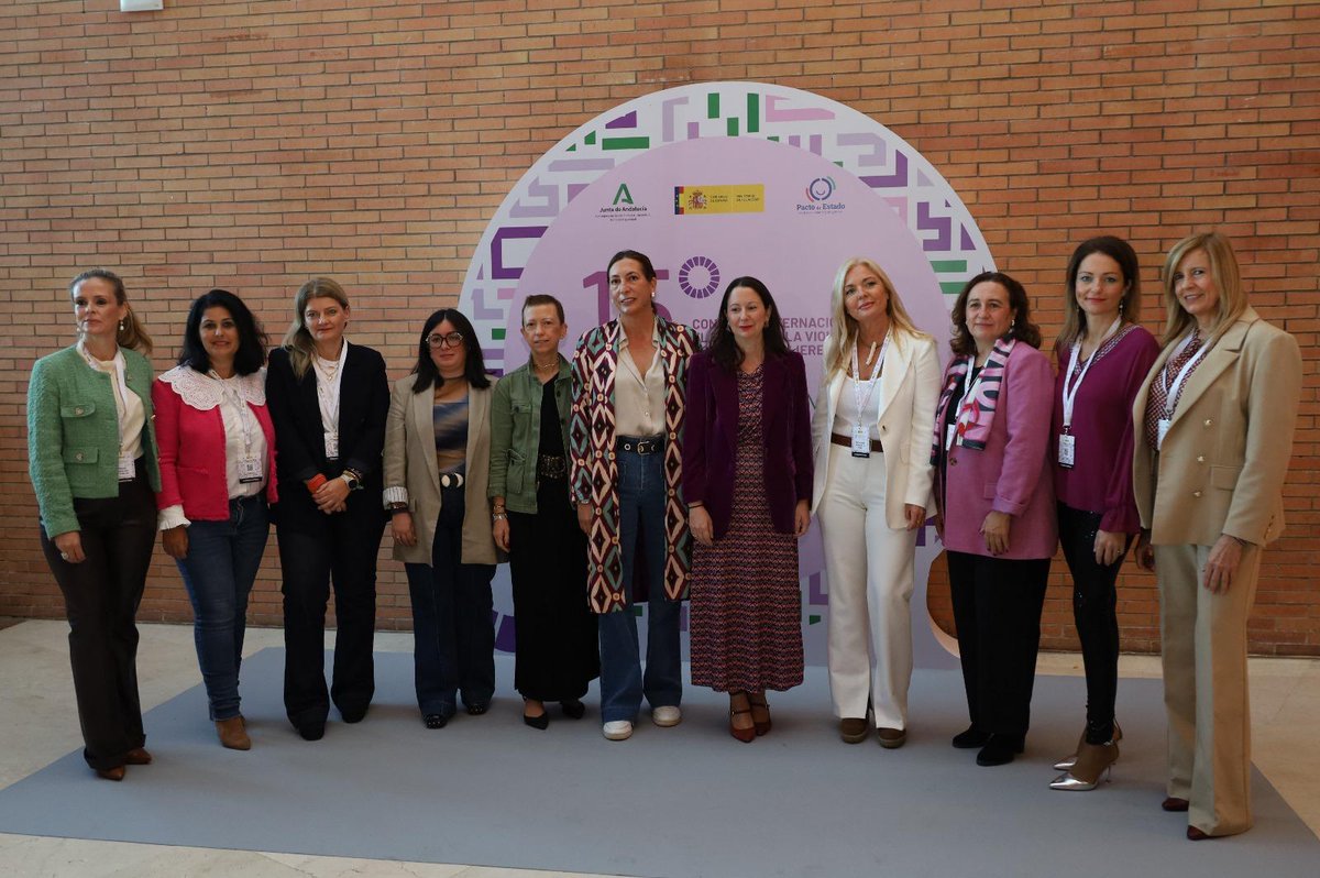 loleslopez's tweet photo. Hoy inauguramos el XV Congreso Internacional para el Estudio de la Violencia contra las Mujeres. 

Lo que buscamos con este foro es escuchar a los expertos para diseñar nuevas estrategias que nos permitan combatir con eficacia la violencia en el mundo digital. https://t.co/dsbLhGww8E