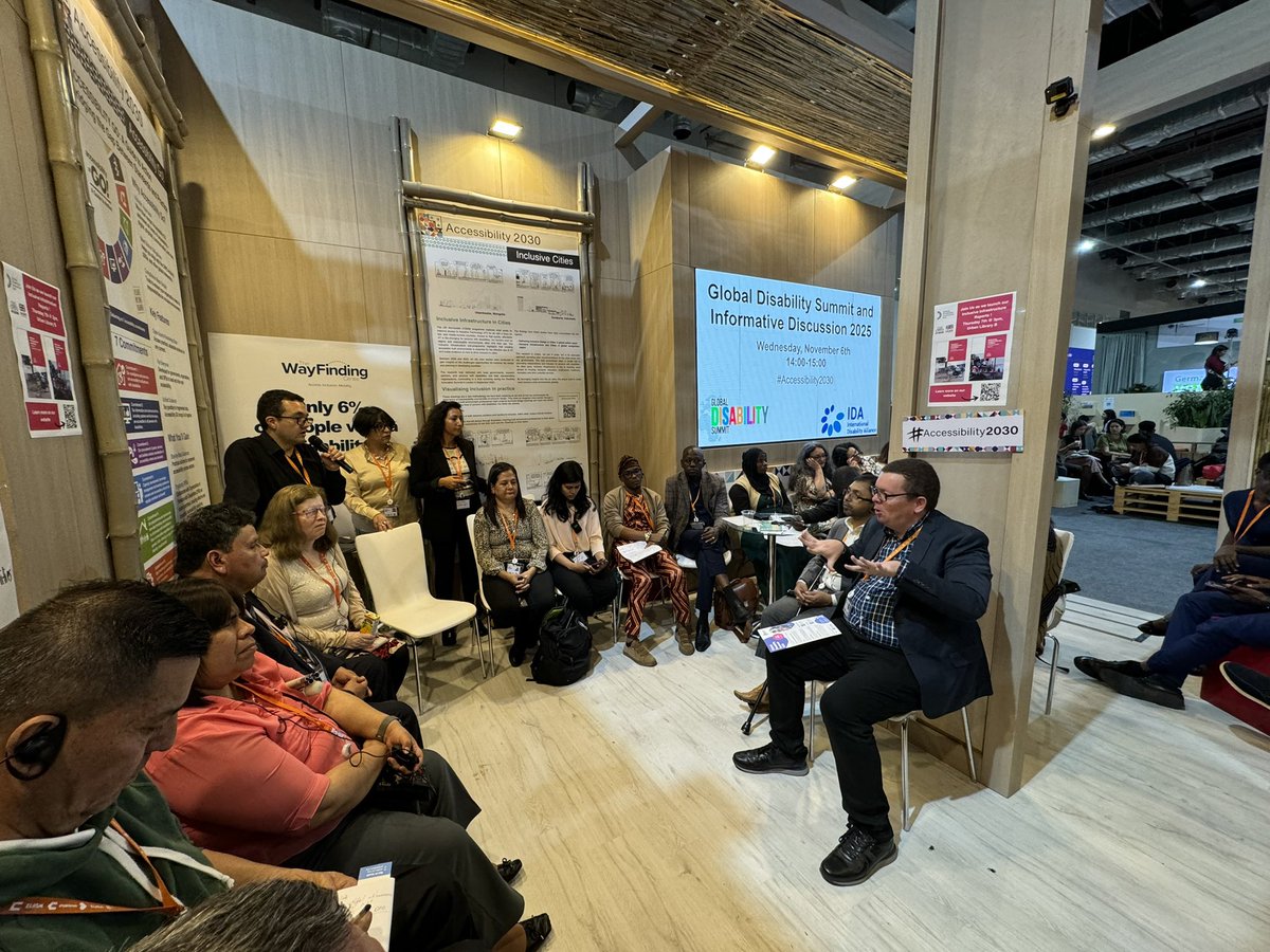 IDA_CRPD_Forum's tweet image. Leading up to the Latin American pre @GDS_Disability Summit, @RIADISorg President Juan Angel engaging #BridgeCRPD_SDGs Training of Trainers Mod B participants in an insightful discussion at #WUF12.

#Accessibility2030