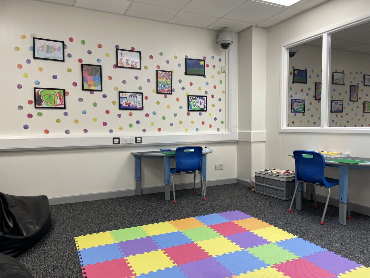 uoyeducation's tweet photo. We recently reopened our Education Research Space! 📷
Our department’s observation and play lab is ready to use by staff & students to enhance research opportunities for all 📷📷
#education #educationdepartment #york #UoY #observationlab #playlab #perc #psychologyineducation https://t.co/oCXgI86Sco