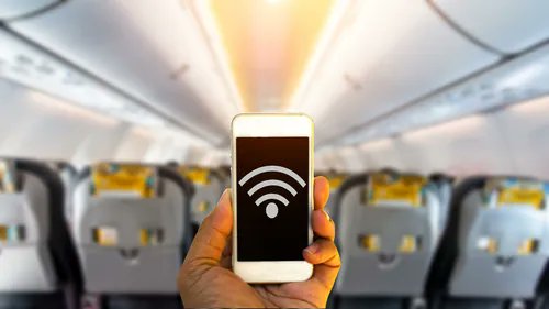 IndianTechGuide's tweet image. 🚨 Indian Government has permitted Wi-Fi services on flights within Indian airspace.