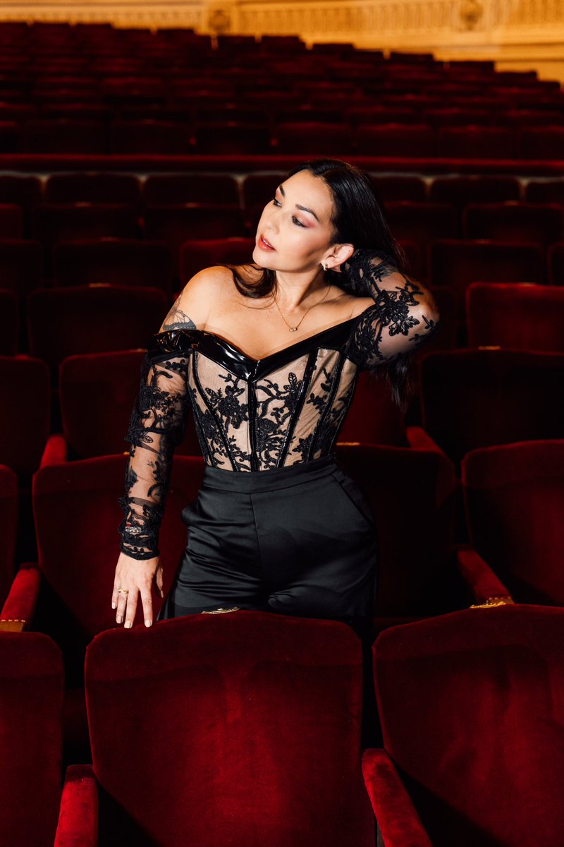 denissemalebran's tweet photo. 19 de Enero, Teatro Municipal de Santiago.
19:00 hrs.
Saiko, 25 años de música 🌹 https://t.co/b36pLGpiMu