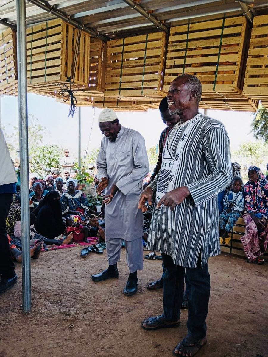 L’Ambasciatore d’Italia in #BurkinaFaso visita il progetto ‘Nutrire la città’

🇮🇹 ouagadougou.aics.gov.it/news/2024/1335…

🇫🇷 ouagadougou.aics.gov.it/fr/news/2024/1…

<a href="/aics_it/">AICS Cooperazione_it</a> <a href="/fondazioneacra/">ACRA</a> <a href="/ManiTese/">Mani Tese</a> <a href="/MairieOfficiel/">Mairie de Ouagadougou officiel 2021</a>