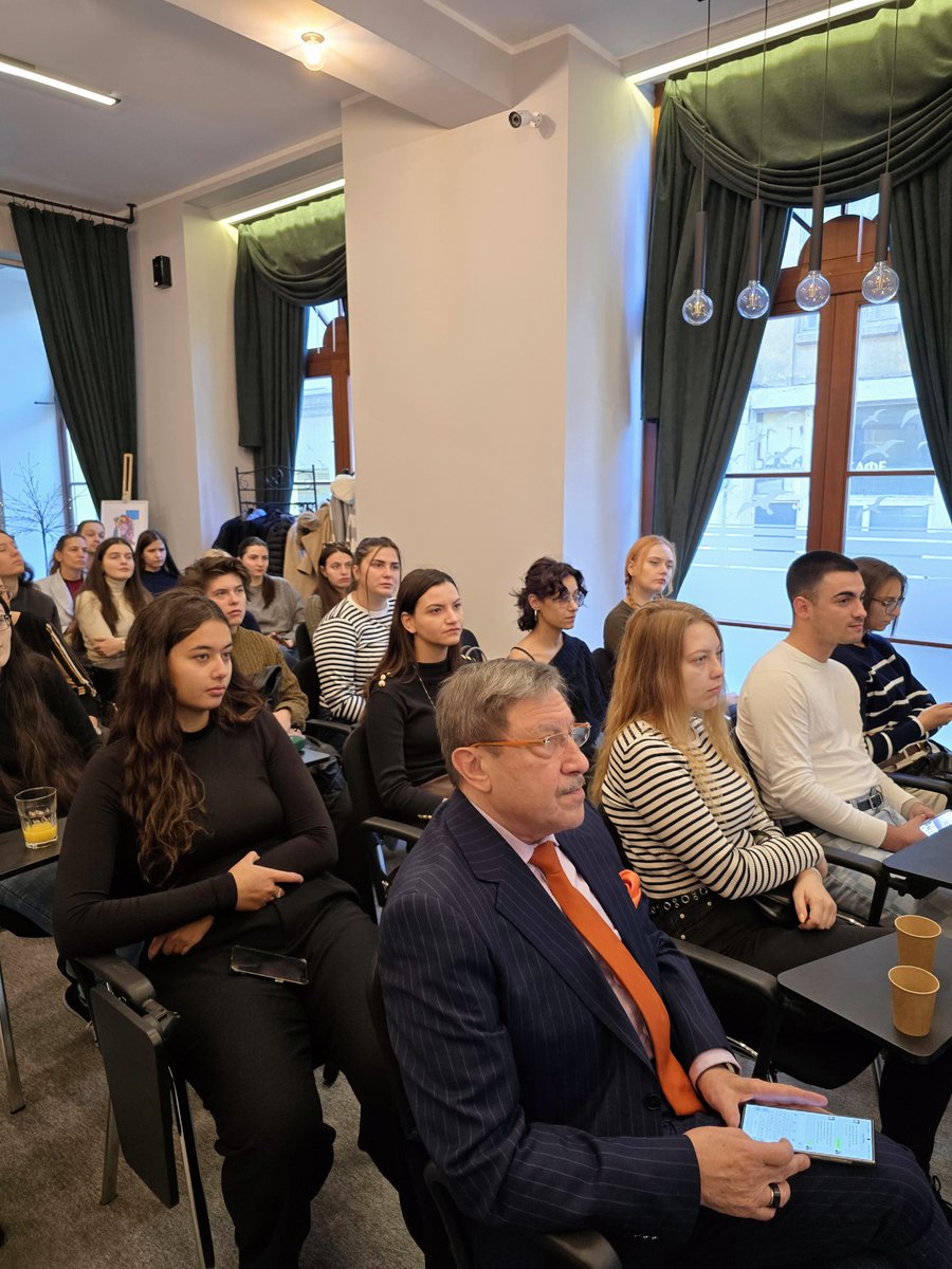 M3CommunicationsGroup tweet media