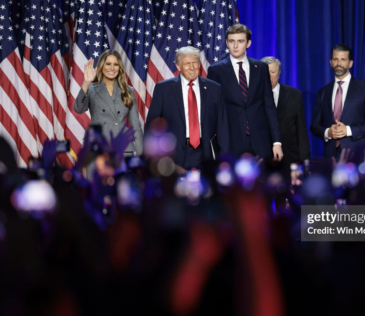 MELANIAJTRUMP tweet picture