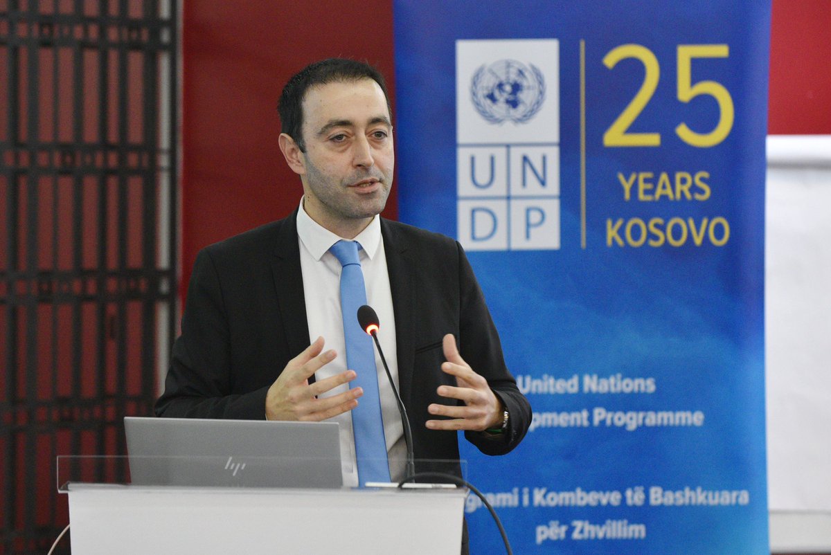 UNDP_Kosovo's tweet image. Our #StrengtheningDataGovernance Conference gathered ICT experts, policymakers &amp;amp; leaders to share insights on building a secure, inclusive data ecosystem. Key highlights: #DataDriven decision-making &amp;amp; @UNDP_Kosovo’s #DataGovernanceFramework.