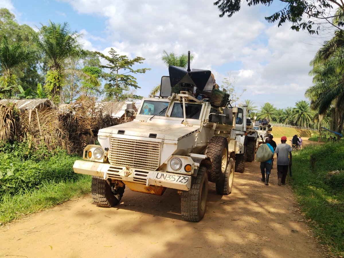 SANDF_ZA's tweet photo. Part 01 || In line with the mandate Protection of Civilians effort to ensure the Safety of the population residing along the Mayi Moya-Eringeti exis, (the Republic of South Africa Battalion Area of Responsibility).

#SANDF
#JointOperationsDivision
#RSABATT
#DRC
#UN https://t.co/T4QjI2bKst