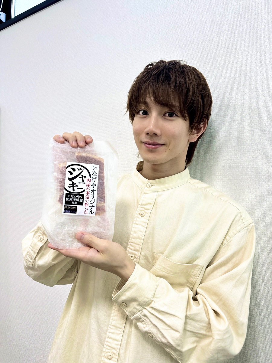 信州まなぶ　金太郎選手応援A1ポスター（額装付き）　新品　レア　早い者勝ち この度、自身の応援グッズとして信州まなぶ氏 @70lf に応援ポスター