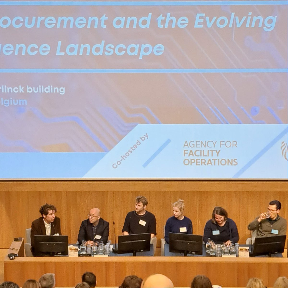 industriAll_EU's tweet photo. Today @Jude_KD speaks at the annual conference of @electrowatch on public procurement and the evolving due diligence landscape bringing @industriAll_EU views on how #HREDD regulation can promote and protect workers rights ✊🏻✊🏽✊🏿
🔗 https://t.co/LvAfZ4kqmu https://t.co/yVoLk0djrY