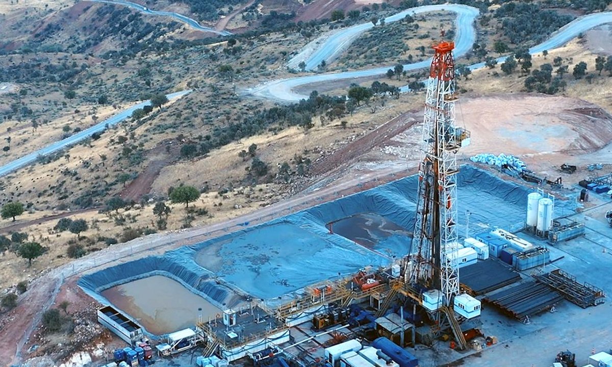 -Gabar'da geçen ay ham petrol üretimi 1 milyon 566 bin 214 varil.

-Sakarya Gaz Sahası'nda doğal gaz üretimi ise 196 milyon 772 bin 874 metreküp olarak gerçekleşti.