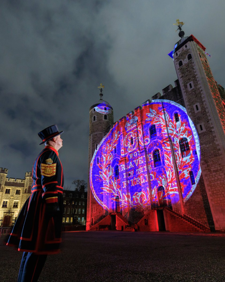 TowerOfLondon's tweet photo. 🌺 Poppy Fields at the Tower of London opens this week! 🌺

Have you booked your tickets yet? Join us for this poignant light and sound show in partnership with @Luxmuralis ✨

📅 08-16 November 2024
🎟️ https://t.co/Cl6rjTeYlK https://t.co/yvz6Uy2OH1