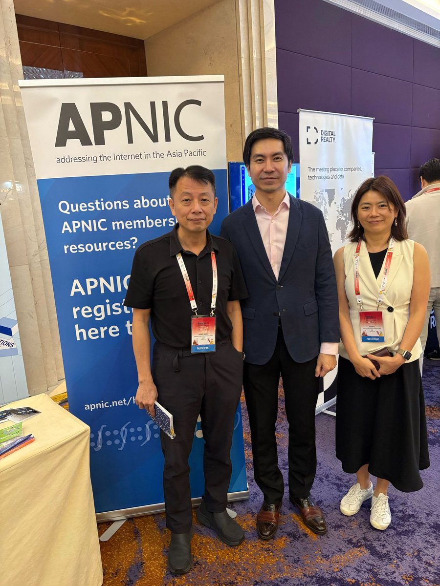 APNIC Director General tweet media