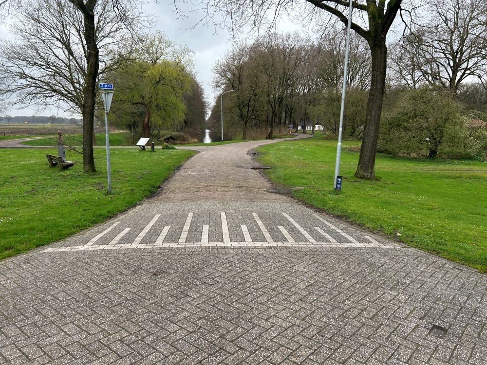 In de week van 11 november beginnen we met de werkzaamheden aan de persleiding in Klijndijk. Het gaat om het traject tussen het rioolgemaal aan de Hoofdweg en het rioolgemaal aan de Zijtak in Klijndijk. 
vechtstromen.nl/projecten/actu…