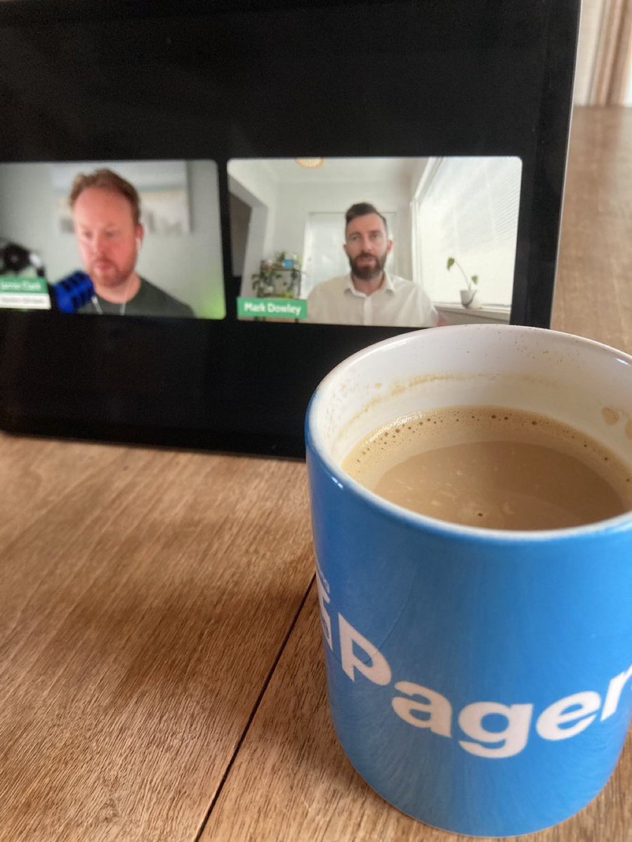 OnePagersEdu's tweet photo. Lovely to see Teaching One-Pagers in the hands of awesome American educators like @StamStam193 Also…. Check out the merch!! ☕️ 🇺🇸 https://t.co/YB2qLP3BlO