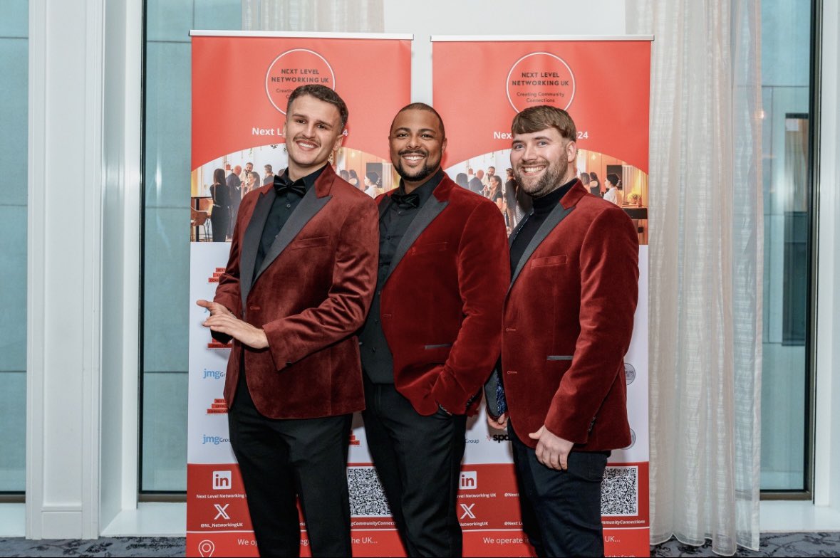 Didn’t you get the Memo? 😉 

It was a Dress to Impress with a Red &amp; Black Theme… 🟥⬛️

Join the Next Level #Community today: linktr.ee/NextLevelNetwo…

#CreatingCommunityConnections ⭕

#NextLevelGala24 
#NextLevelNetworkingUK #Business #Networking #Events #Manchester #UK