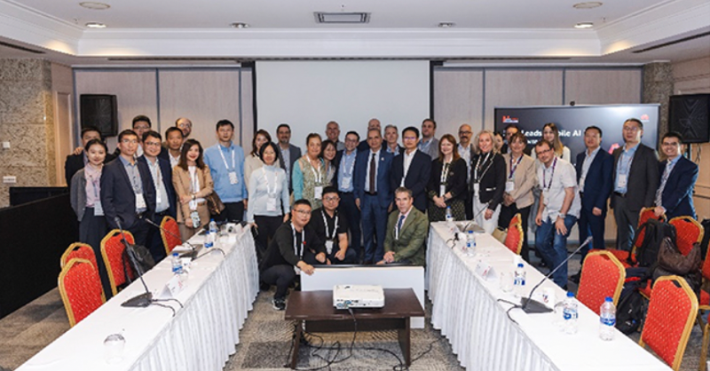 Huawei's tweet photo. At #HWMBBF 2024, 5G-AxAI industry leaders discussed the mobile #AI era, the convergence and innovation direction of 5G-Advanced (5G-A) and AI technologies, as well as the opportunities and challenges they bring to the mobile industry. #Huawei #HuaweiFacts #InnovateForImpact
