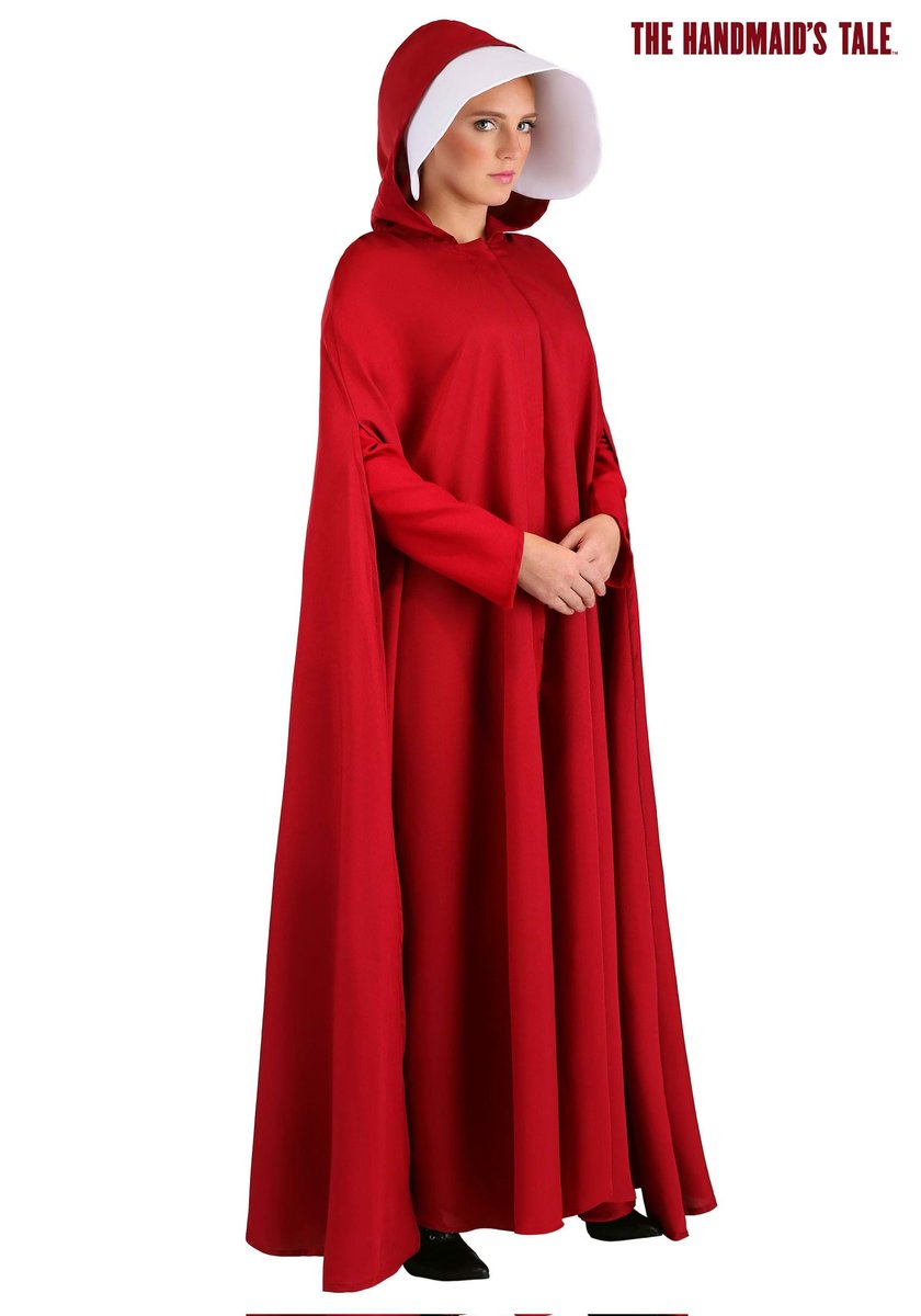 The_Kyle_Mann's tweet photo. Women, don't forget to wear approved attire only starting tomorrow https://t.co/WIGmRoZ485