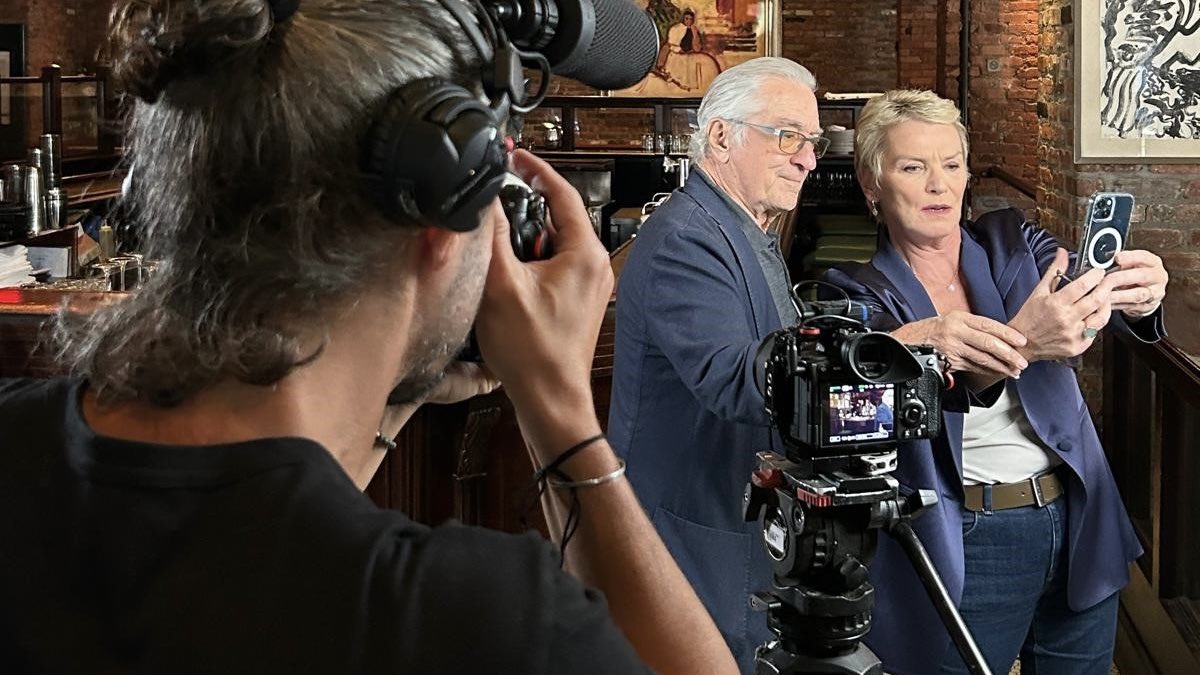 #Audiences #USAElection2024

📌11,3 M  de tvsp ont suivi le dispositif exceptionnel consacré à l’élection américaine sur #France2 hier soir 
(Couverture seuil 60 secondes)

▶️Disponible sur france.tv