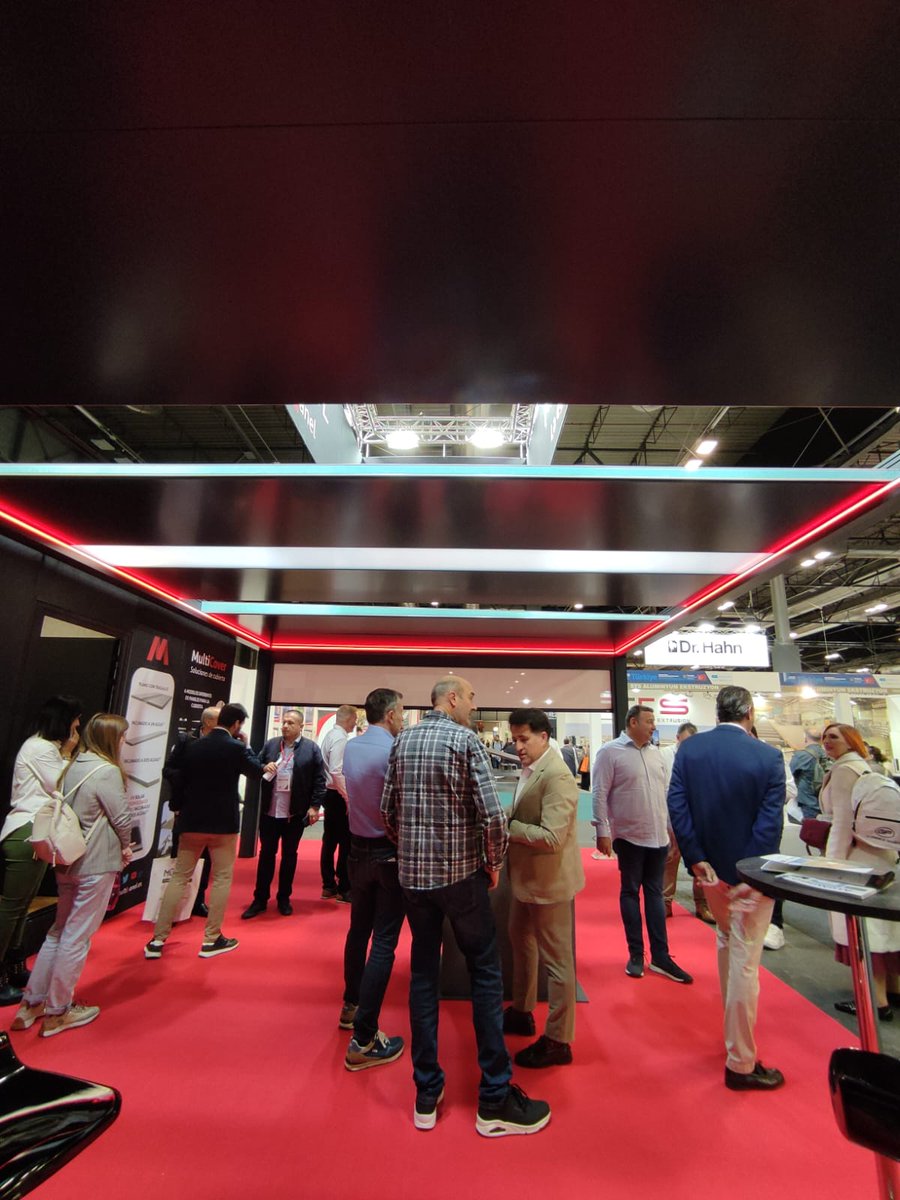Multipanel_Int's tweet photo. 📣Seguimos en la feria VETECO presentando nuestras novedades de soluciones de cubierta.

Acércate al stand 7B15 (pabellón 7) y descúbrelas.

¡Te esperamos!

#Veteco2024 #cubiertas #placafotovoltaica #panelinclinado ##industrialización #pergola https://t.co/qTGnNlUj2q