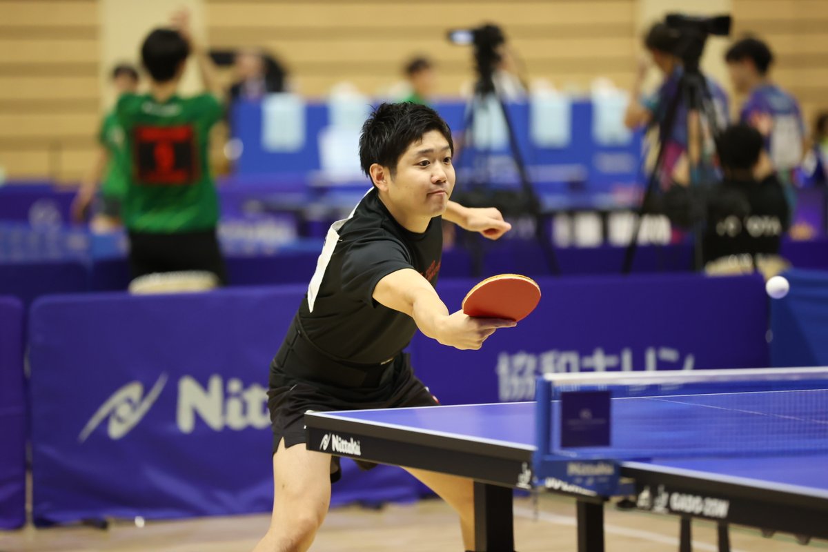 JTTL_now's tweet photo. 今大会からの新規加盟チーム・東都観光バスが初勝利！

＜男子2部＞
東都観光バス 3-1 サンケイ
1. 橋本 3-1 高橋
2. 井置 0-3 和田
3. 橋本/遠藤 2-0 竹友/高橋
4. 遠藤 3-0 竹友 https://t.co/UAAj6a69C1