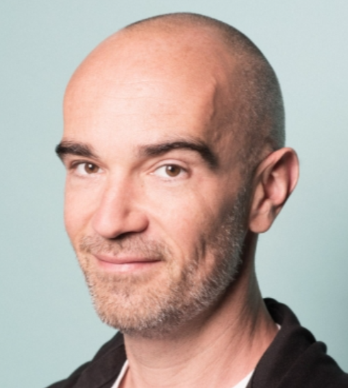 Mediasinfos's tweet photo. Demain (Jeudi), c'est #Aldebert qui sera l'invité de @EmilieRadioFr à 19H sur #FranceBleu dans #DécibelsFB. https://t.co/QRQdZYG7ek https://t.co/YWVwtjEaIp