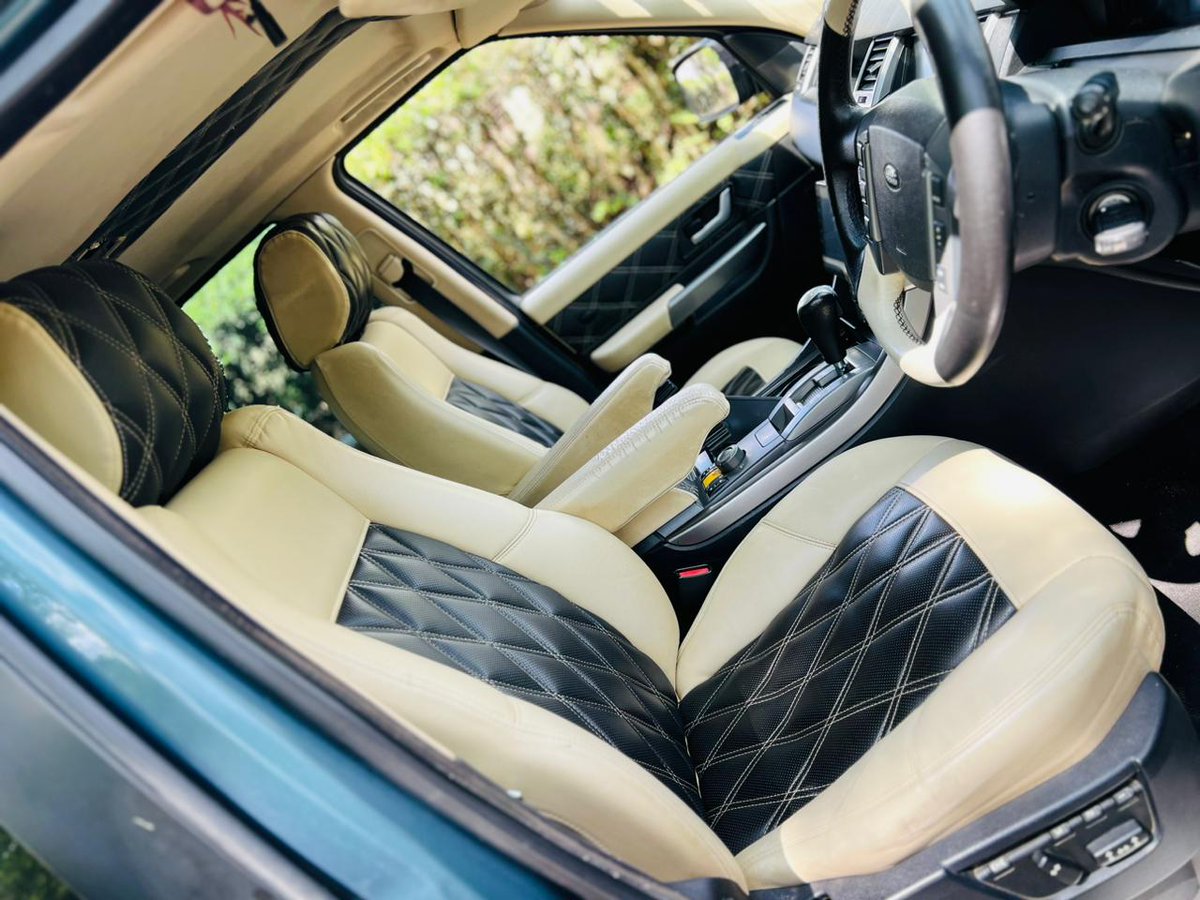 BigJs_Motors's tweet image. Sleek and Stylish 🚗
Model: Range Rover Sport 
Engine: 4.2l Petrol
Features: Full Spec
Price: 1,450,000/=
Caption: "Upgrade your commute with the Sport– where style meets performance. Safety, luxury, and affordability in one sleek package. #ExploreWithBigJs #rangerover #sport