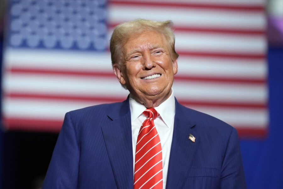truclaw's tweet photo. 🚨BIG BREAKING :

The 47th President of the United States, Donald J. Trump 🇺🇲 

#DonaldTrump won the popular vote. #ElonMusk saved the world by buying X

~It's a wrap for the Democratic Party

#StartTheSteal #USElections2024 
#USAElections #Trump2024 #Trump2024Vance #USA2024 https://t.co/hoXyTiWaMg