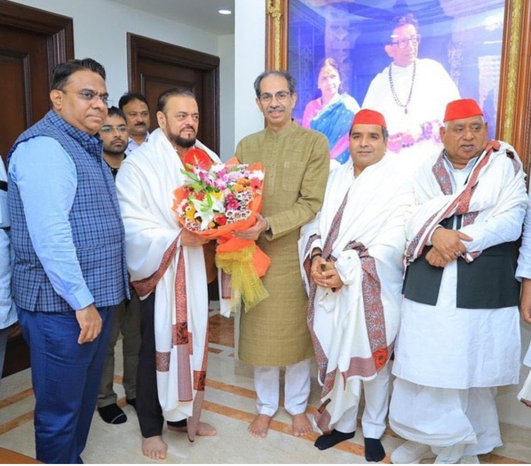 Gauraw2297's tweet image. समय देखिए.