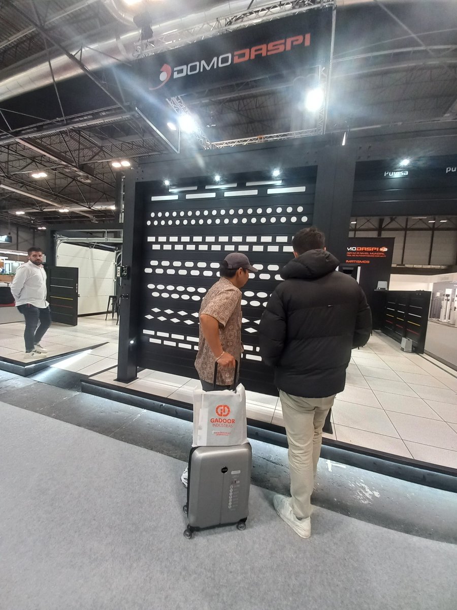 EcoconstruMag's tweet image. La Semana Internacional de la Construcción @IFEMA aumenta la afluencia de visitantes en su segunda jornada.
 #Construtec, #Veteco, #SmartDoors y #Piscimad.