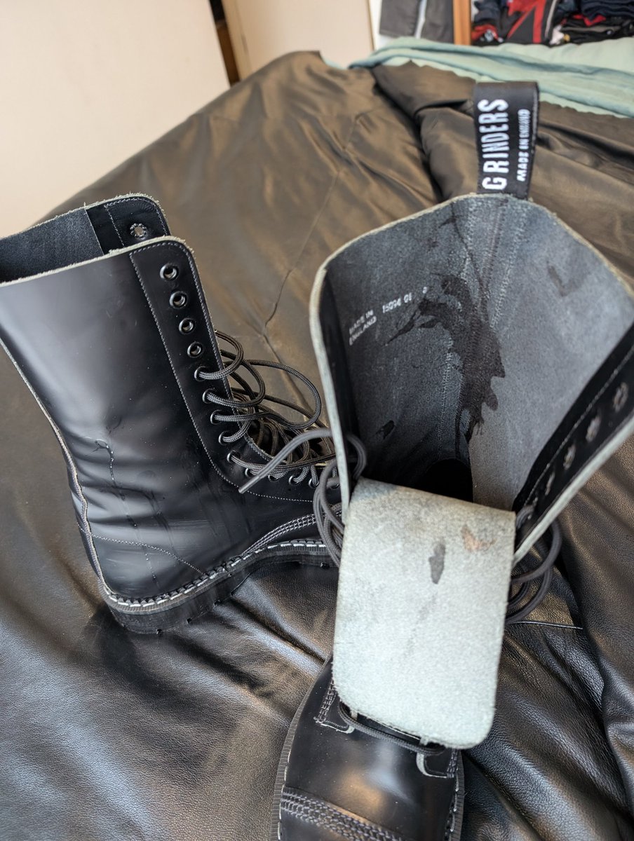 Punk Slut tweet media