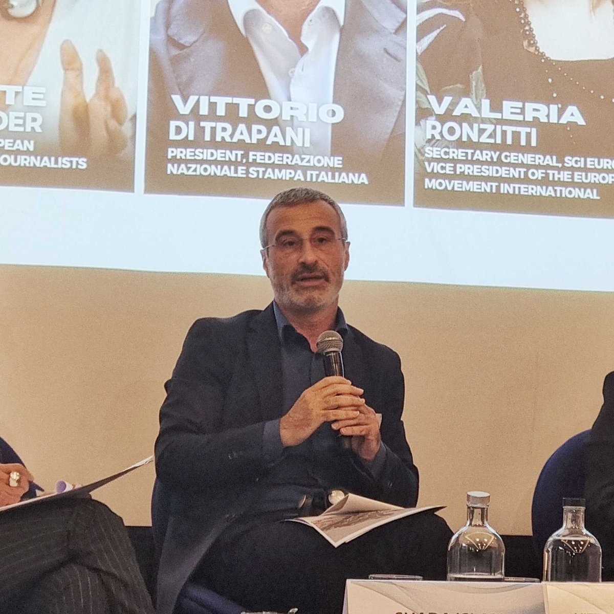 European Movement tweet media