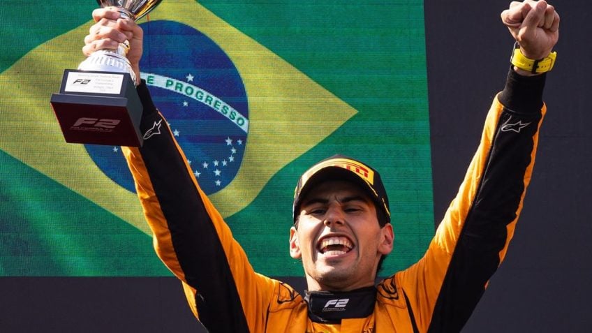 f1_en_direct's tweet photo. Kick Sauber Audi qui officialise Gabriel Bortoleto, et pour la 154e fois de sa carrière, Théo Pourchaire se fait chier dessus ...

Rien contre Bortoleto je précise, leader de F2 actuellement. https://t.co/oOzF6Aop65