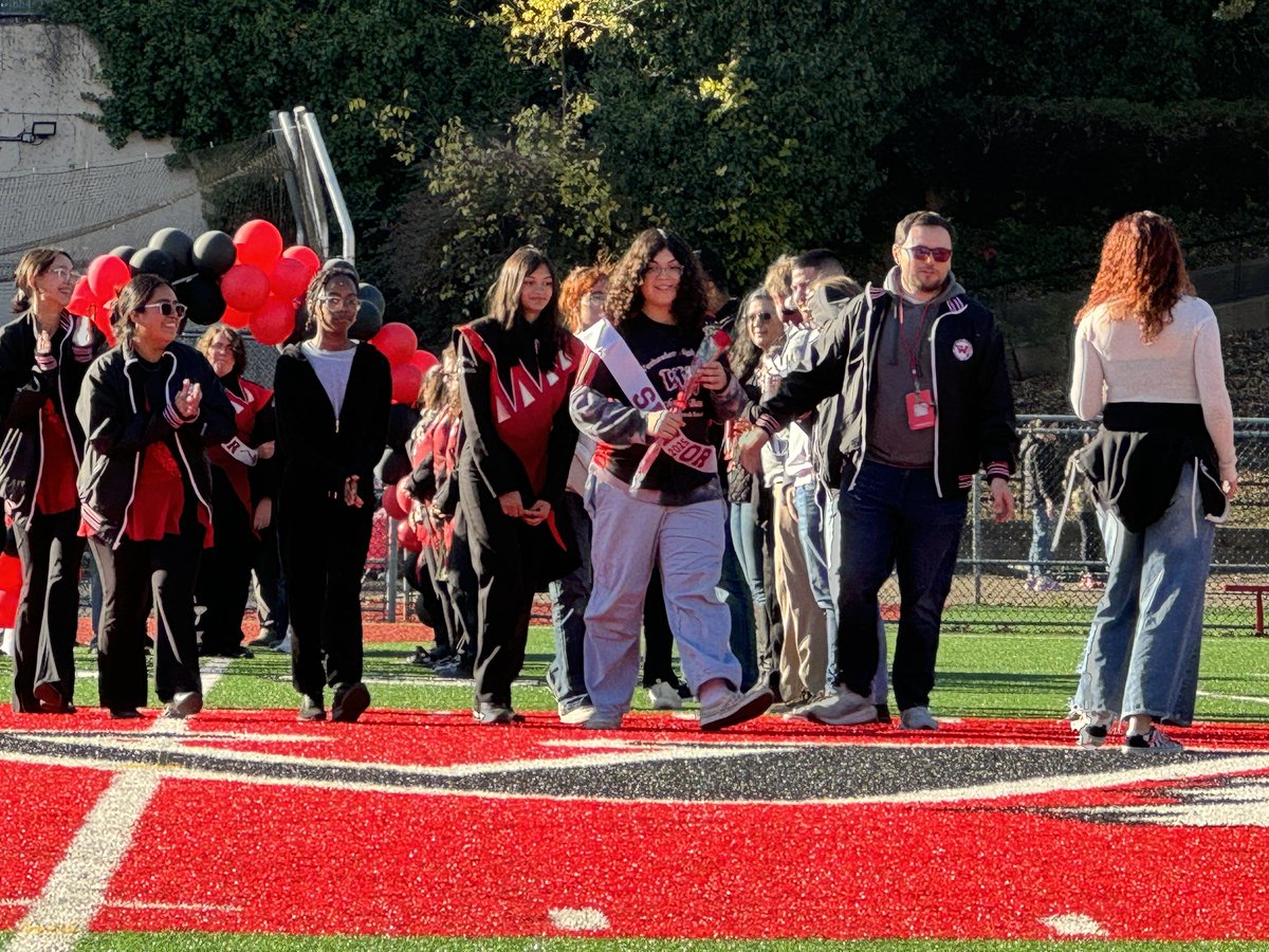 WeehawkenBand's tweet photo. Congratulations to our seniors! Thank you for all your time and dedication over the years!
#bandfestival #marchingband #weehawkenband https://t.co/yMKqGFv3RC