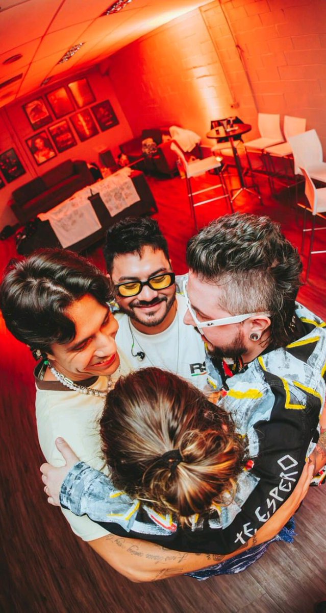 Essa foto aqui 🥹🥹🥹
