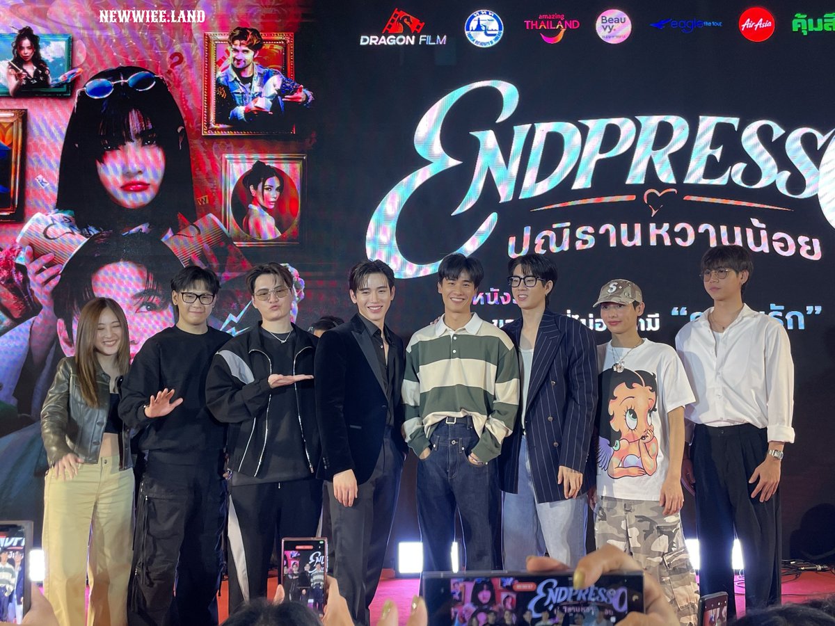 newwieeland_FC's tweet photo. ขอบคุณ @Tawan_V @off_tumcial @AtthaphanP @kristtps @stjinx_maya @ssingss @happyalicetsoi ที่มาให้กำลังใจนิววี่วันนี้นะคับ 🥰💗✨️
ENDPRESSO GALA PREMIERE 
#Endpressoปณิธานหวานน้อย https://t.co/7s9uwfvSS2