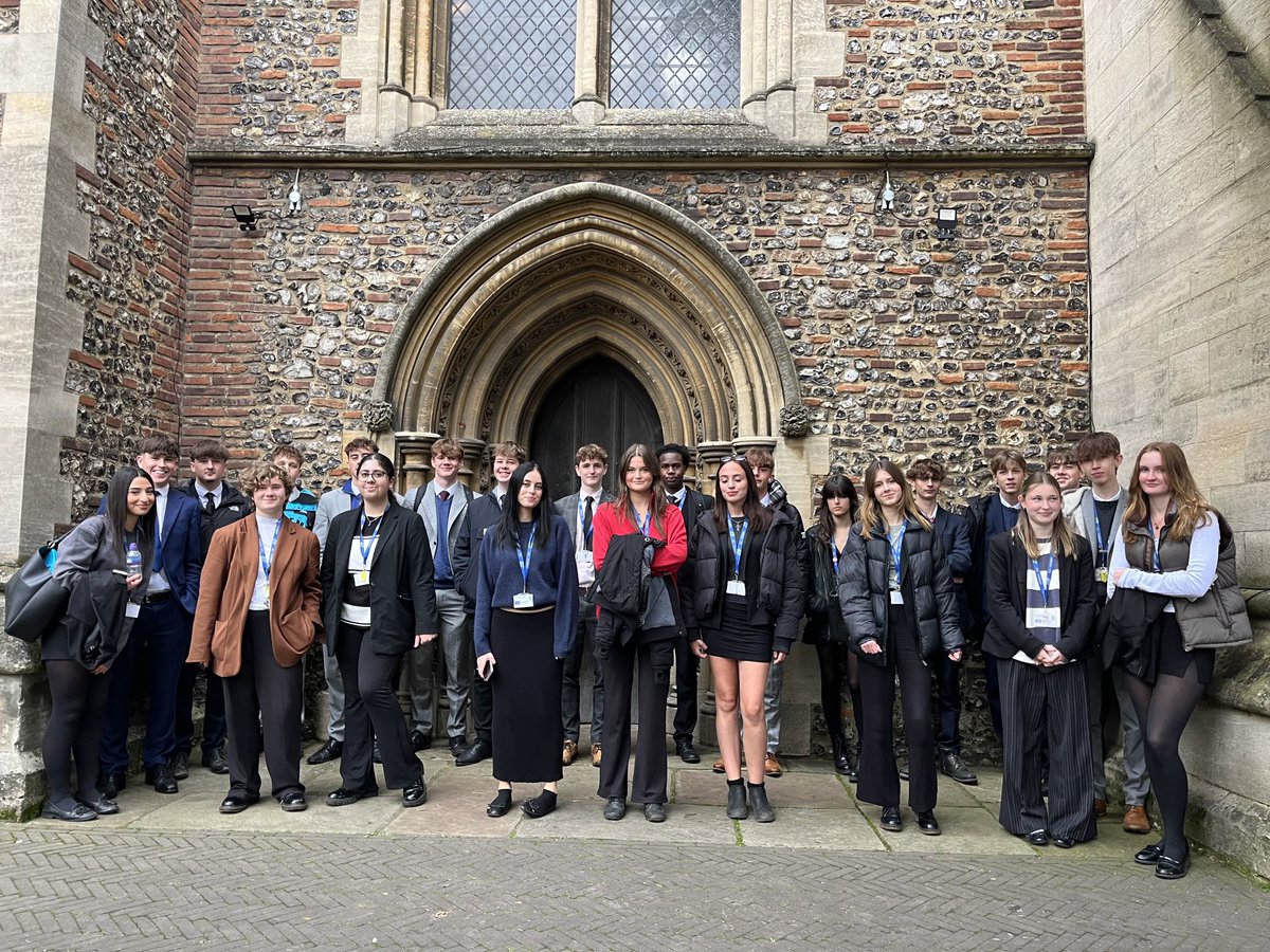 Yr 13 Sociology students off to a debate on crime and punishment at St Albans Cathedral.
