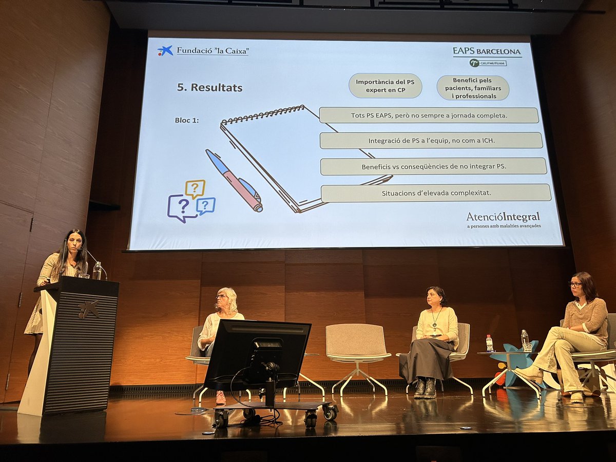 clara_fraguell's tweet photo. El paper del psicòleg expert en cures pal·liatives i el paper que ha de tenir dins dels equips segons professionals sanitaris. Una exposició excel·lent per part de la @nmoraleslorenzo. 🤗

#malaltiesavançades @FundlaCaixa @FundlaCaixaCAT @CatEaps @grupmutuam https://t.co/h4XhXFqzPg